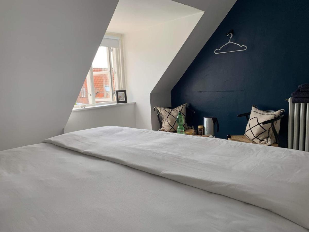 Room In A Danish Cottage With Garden View, 10 Min To Cph Gentofte Ngoại thất bức ảnh