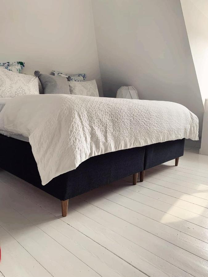 Room In A Danish Cottage With Garden View, 10 Min To Cph Gentofte Ngoại thất bức ảnh