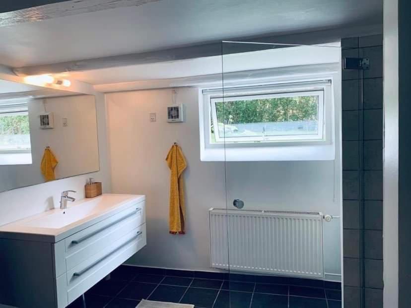Room In A Danish Cottage With Garden View, 10 Min To Cph Gentofte Ngoại thất bức ảnh